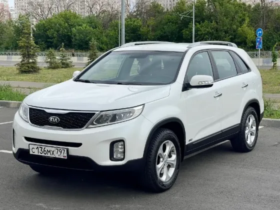 Шикарный Kia Sorento на механике Донецк