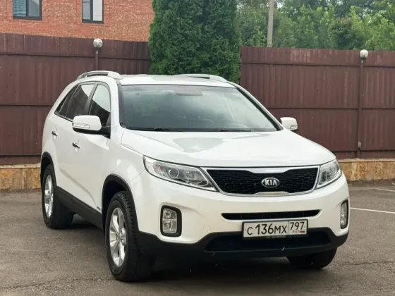Шикарный Kia Sorento на механике Донецк