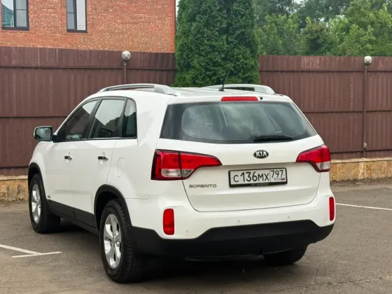 Шикарный Kia Sorento на механике Донецк