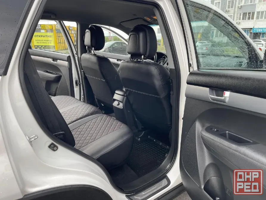 Шикарный Kia Sorento на механике Донецк - изображение 8