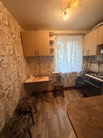 Сдам 2-х ком. кв-ру в центре гвардейки ориентир тц скорпион Макеевка