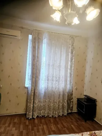Продам 3 комнатную Сталинку 70 кв.м. Макеевка