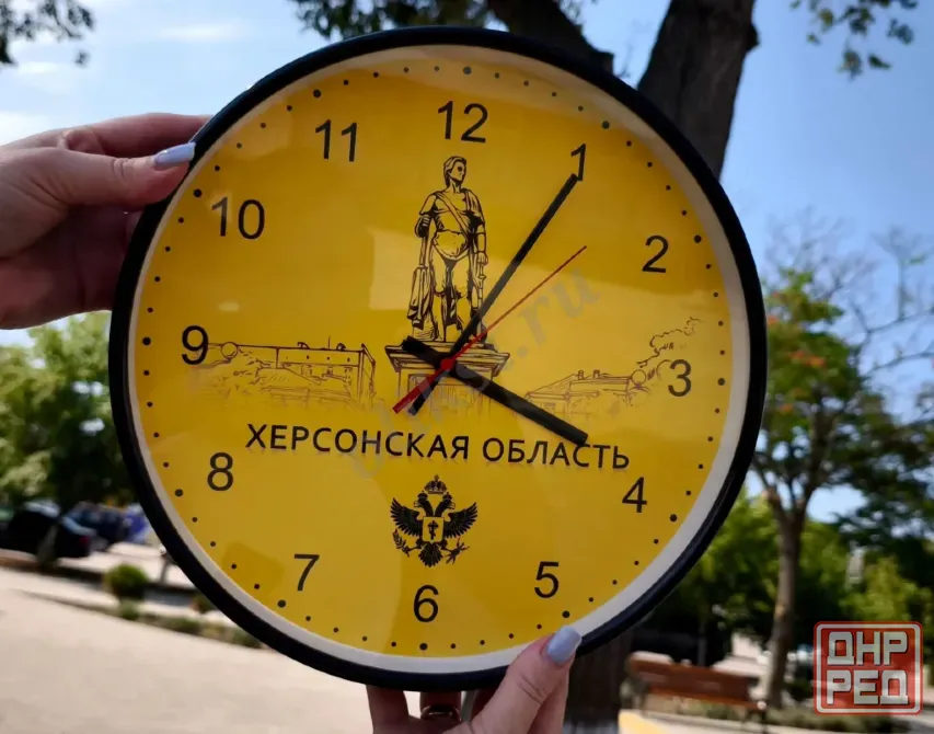 Часы настенные как памятный сувенир Геническ - изображение 1