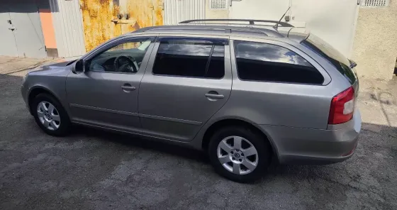 Skoda Octavia 1.4 AMT Макеевка