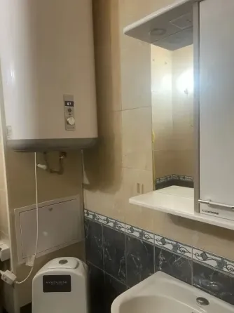 Продается 3 ком ориентир пл Бакинских Комиссаров Донецк