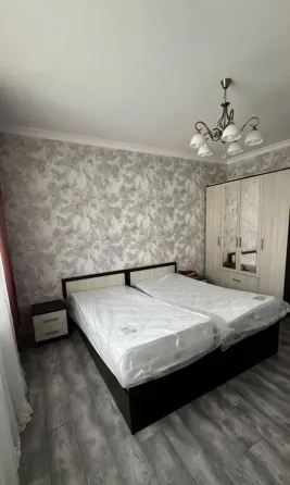 сдаю однокомнатную квартиру 37.0 м² этаж 4/10 в ворошиловском районе, ориентир динамо Донецк