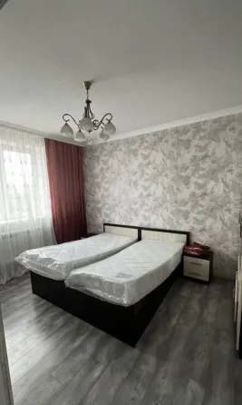 сдаю однокомнатную квартиру 37.0 м² этаж 4/10 в ворошиловском районе, ориентир динамо Донецк