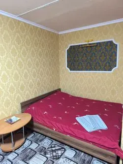 сдам однокомнатную квартиру в калининском районе. Донецк