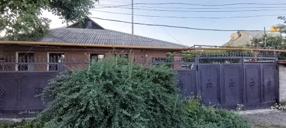 Продам дом 73 м² на Семашко. Газ. Санузел в доме. Гараж. Донецк