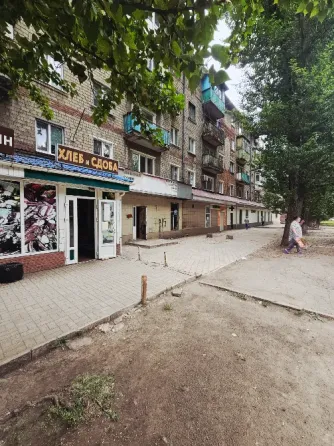 Продам нежилое помещение (магазин) ул. Ленина ост. Почта Макеевка