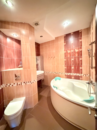 Продажа 3 комн.кв-ры, пр. Ватутина. Донецк