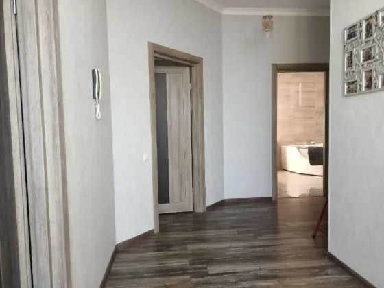 Сдам 3х комнатную квартиру в Буденовском районе Донецк