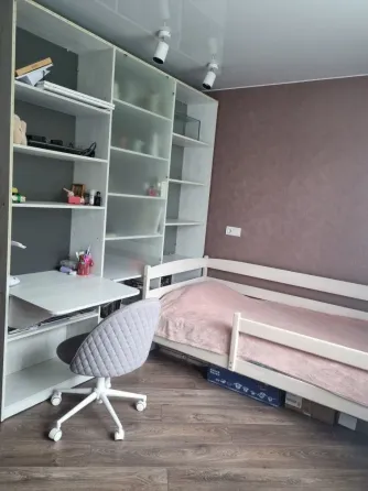 сдается 2-ая квартира 52м², в калининском районе на улице марии ульяновой. Донецк