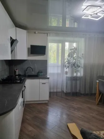сдается 2-ая квартира 52м², в калининском районе на улице марии ульяновой. Донецк