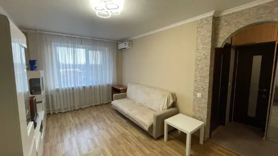 сдаю 2 ком. квартиру на долгий срок! Донецк