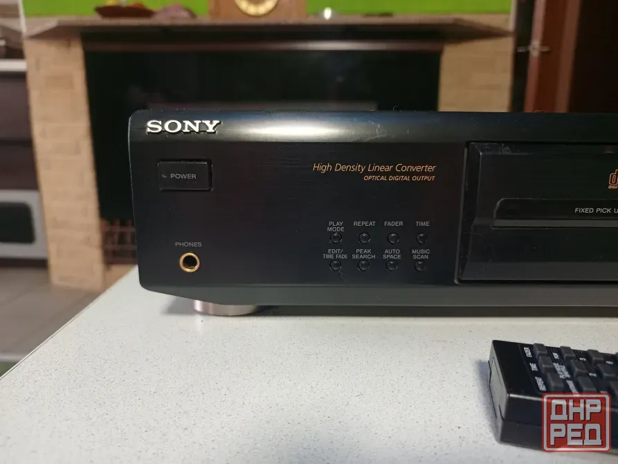 Проигрыватель CD дисков "SONY" CDP-XE700. Донецк - изображение 3