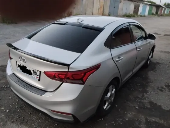 Продам Hyundai Solaris Донецк