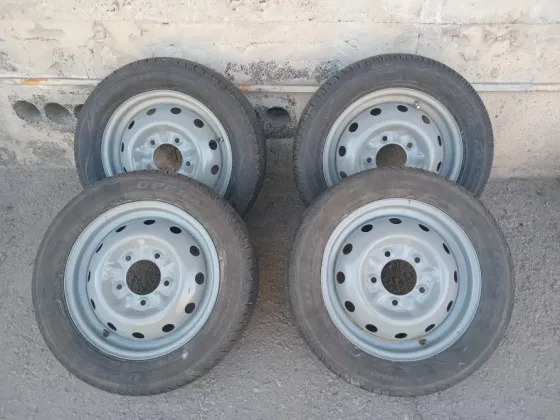 Продаю колёса на ниву,р 16 Донецк