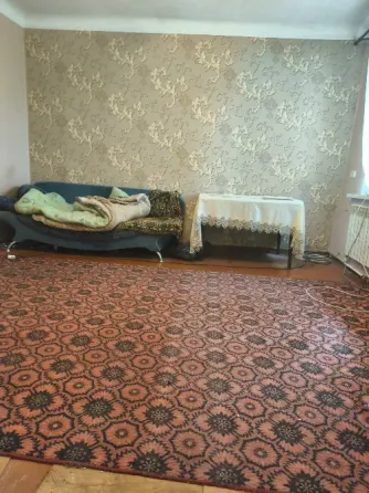 Продам квартиру на земле в р-не 55 квартала Макеевка