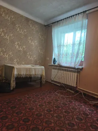 Продам квартиру на земле в р-не 55 квартала Макеевка