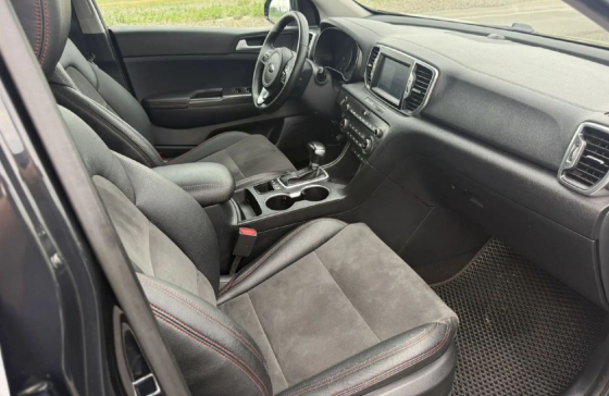 Kia Sportage 2017 год в родном окрасе зелёная автотека Донецк