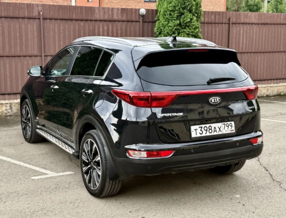 Kia Sportage 2017 год в родном окрасе зелёная автотека Донецк