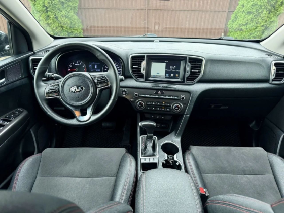 Kia Sportage 2017 год в родном окрасе зелёная автотека Донецк