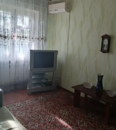 Сдам 3-х комнатную квартиру на Черемушках Макеевка