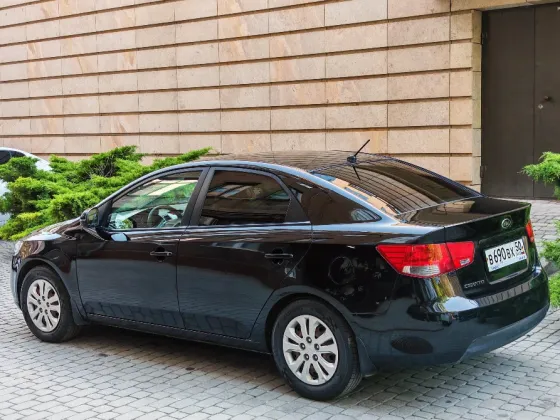 2013 Kia Cerato 1.6 Донецк