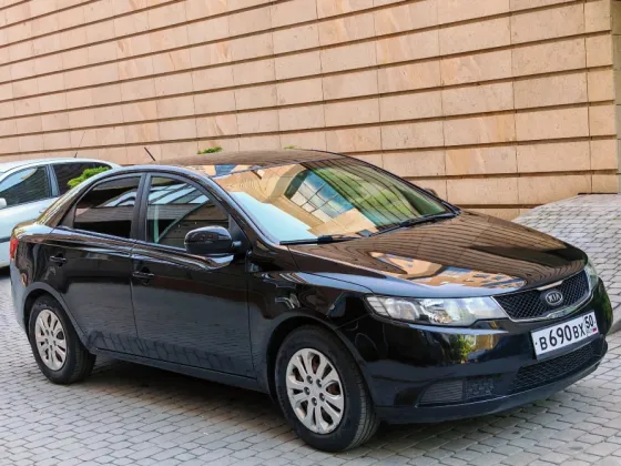 2013 Kia Cerato 1.6 Донецк
