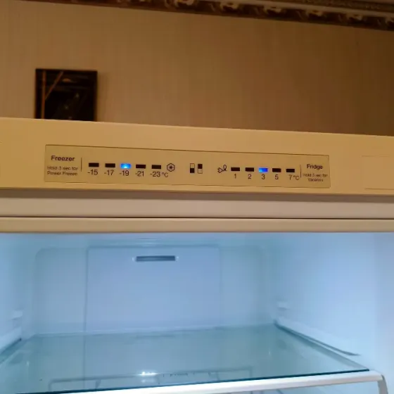 продаю холодильник SAMSUNG Макеевка