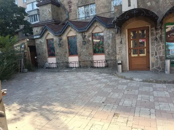 Сдам помещение 250 м.кв. Бывшее кафе "Старый замок" Донецк