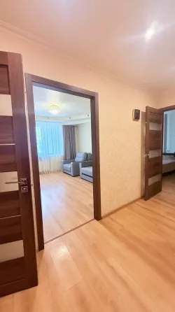 Сдается 2 х комн квартира высокого класса центре города Донецк