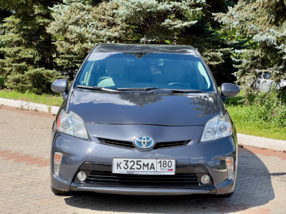 Toyota Prius 2015г.в. Донецк