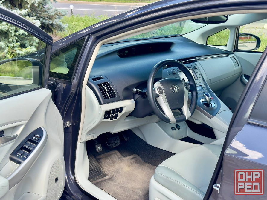 Toyota Prius 2015г.в. Донецк - изображение 7