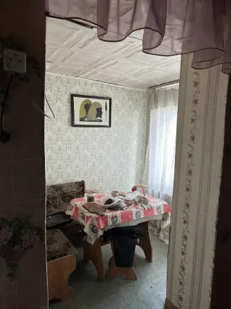 Двухэтажный дом в Ленинском р-не, Донецк