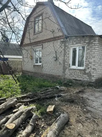 Двухэтажный дом в Ленинском р-не, Донецк