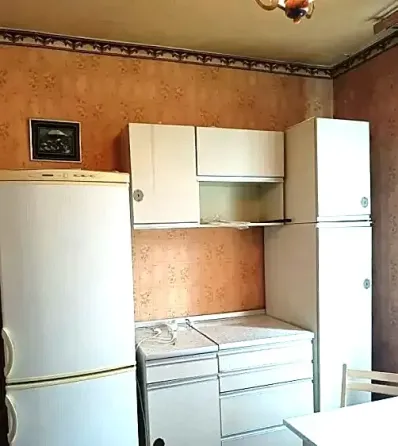 Продается 2 комнатная квартира чешка Голубой 1 Ленинский р-н Донецк