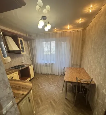 Срочно сдается светлая однушка в куйбышевском районе Донецк