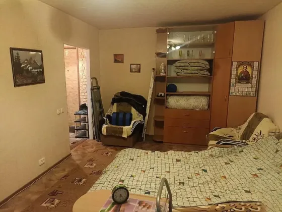 Продаётся 1-но ком квартира в Кировском р-не, ул. Островского Донецк