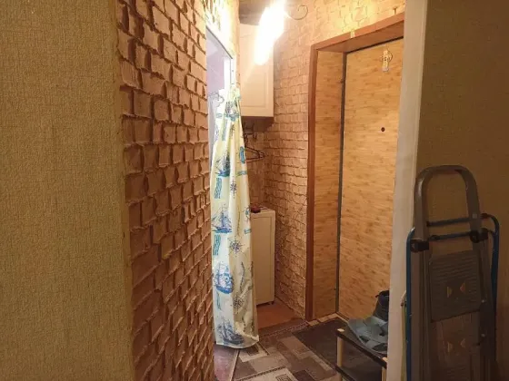 Продаётся 1-но ком квартира в Кировском р-не, ул. Островского Донецк