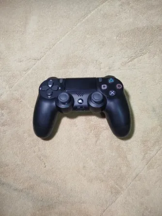 Продам PS4 Slim 1TB + 3 игры на диске Макеевка