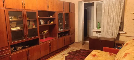 Продам 3х комн крупногабаритную квартиру , Бакинских комиссаров Донецк