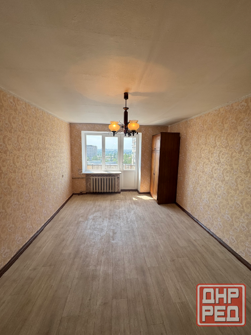 Продам крупногабаритную 3-х комнатную квартиру Макеевка - изображение 1