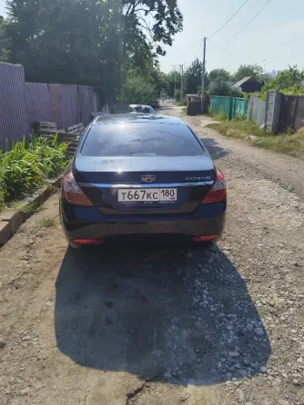 Продаётся автомобиль Джили Эмгрант Макеевка