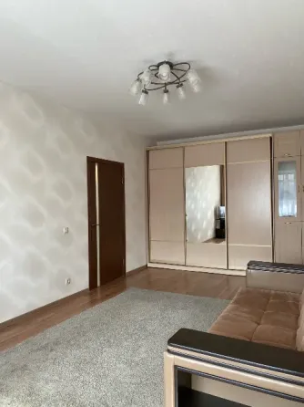 Срочно сдается светлая однушка в Пролетарском районе Донецк