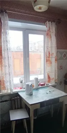 Продается 2 ком м-н октябрьский Донецк