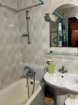 Продается 2 ком магистральный Донецк