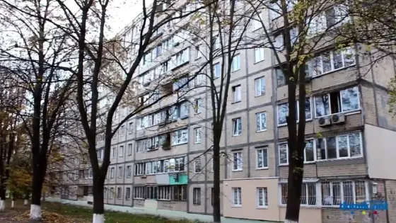 Продаётся 2к. кв. Ленинский район, мкр. Солнечный. Донецк