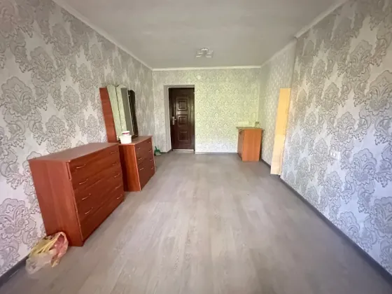 Продается комната в общежитии в Пролетарском районе. Донецк
